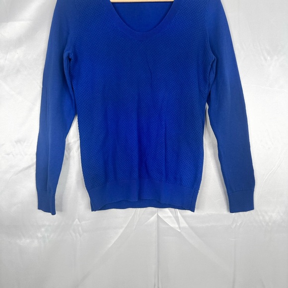 Banana Republic Blue Textured Knit Sweater – Size M - Picture 6 of 7